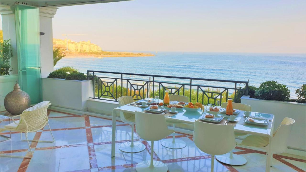 Luxury Apartment Frontal Beach In Doncella Beach Estepona Extérieur photo