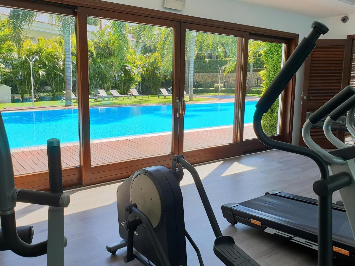 Luxury Apartment Frontal Beach In Doncella Beach Estepona Extérieur photo