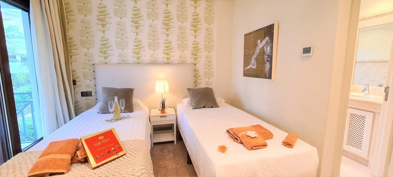 Luxury Apartment Frontal Beach In Doncella Beach Estepona Extérieur photo
