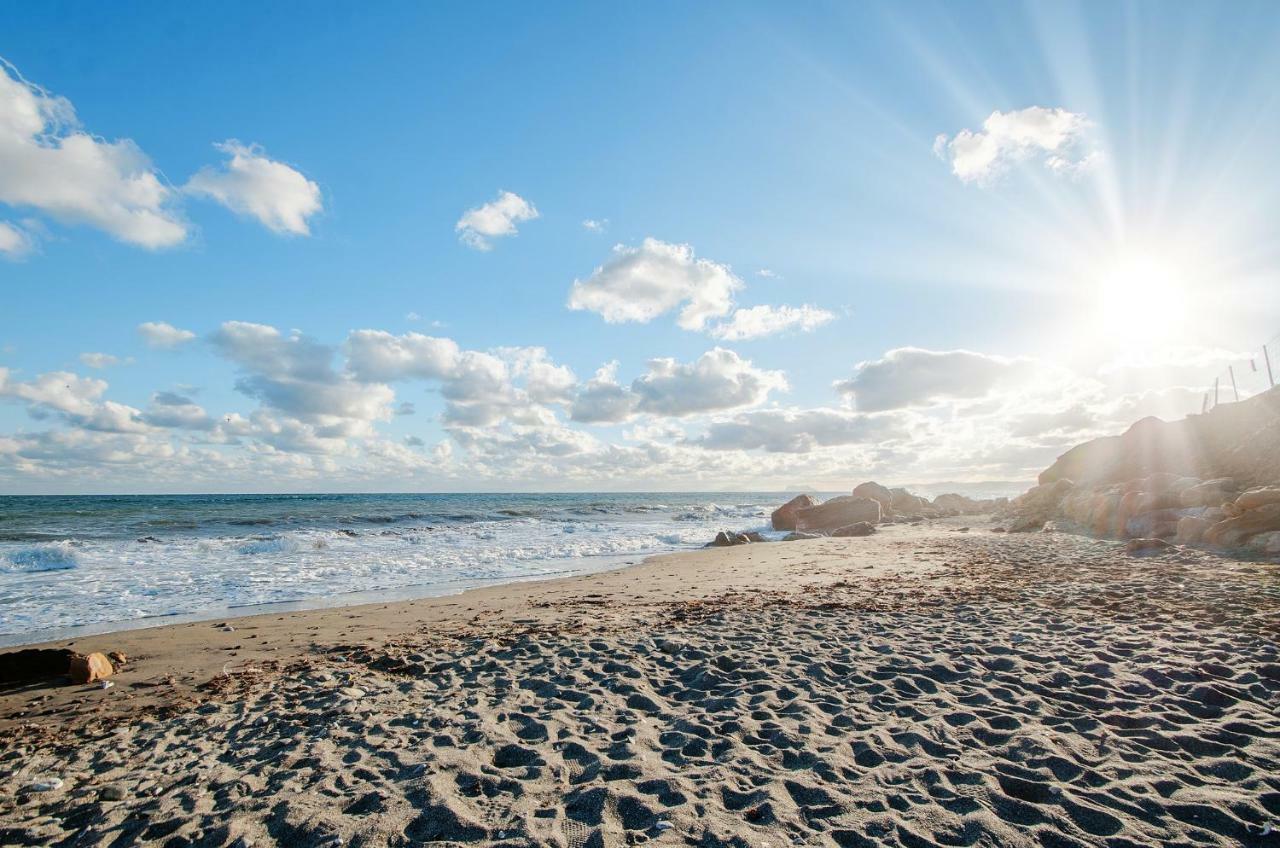 Luxury Apartment Frontal Beach In Doncella Beach Estepona Extérieur photo