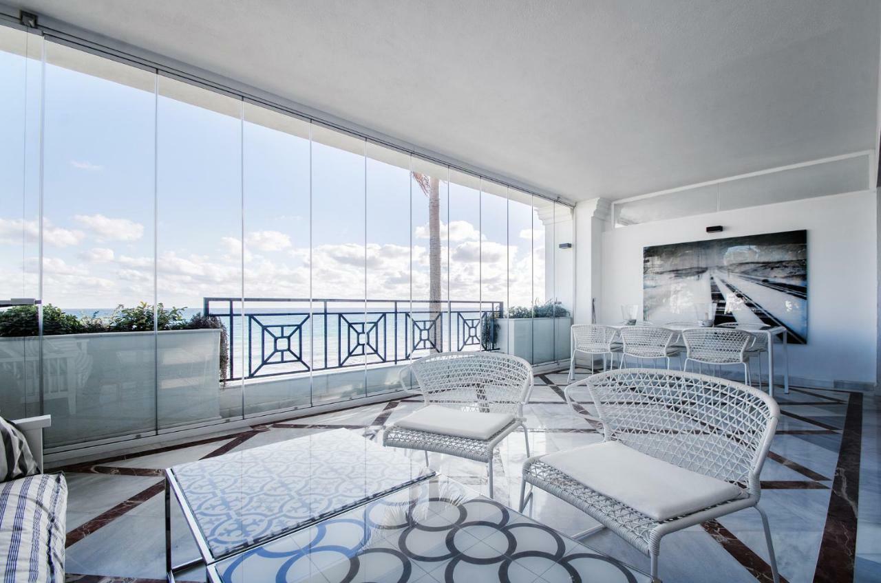 Luxury Apartment Frontal Beach In Doncella Beach Estepona Extérieur photo
